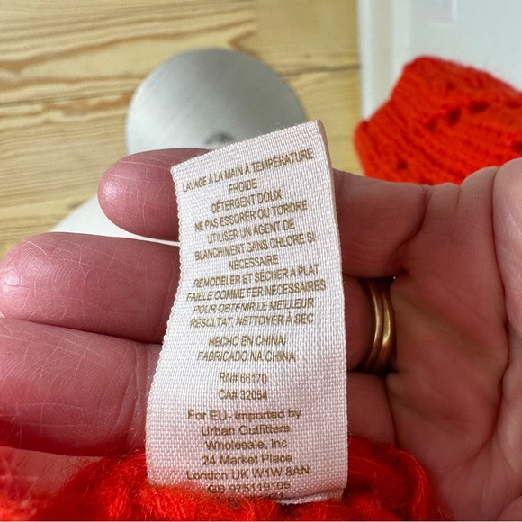 Free People Mohair Blend Wildfire Red Fluff Cable Knit Pullover Sweater Sz XS - Picture 7 of 7